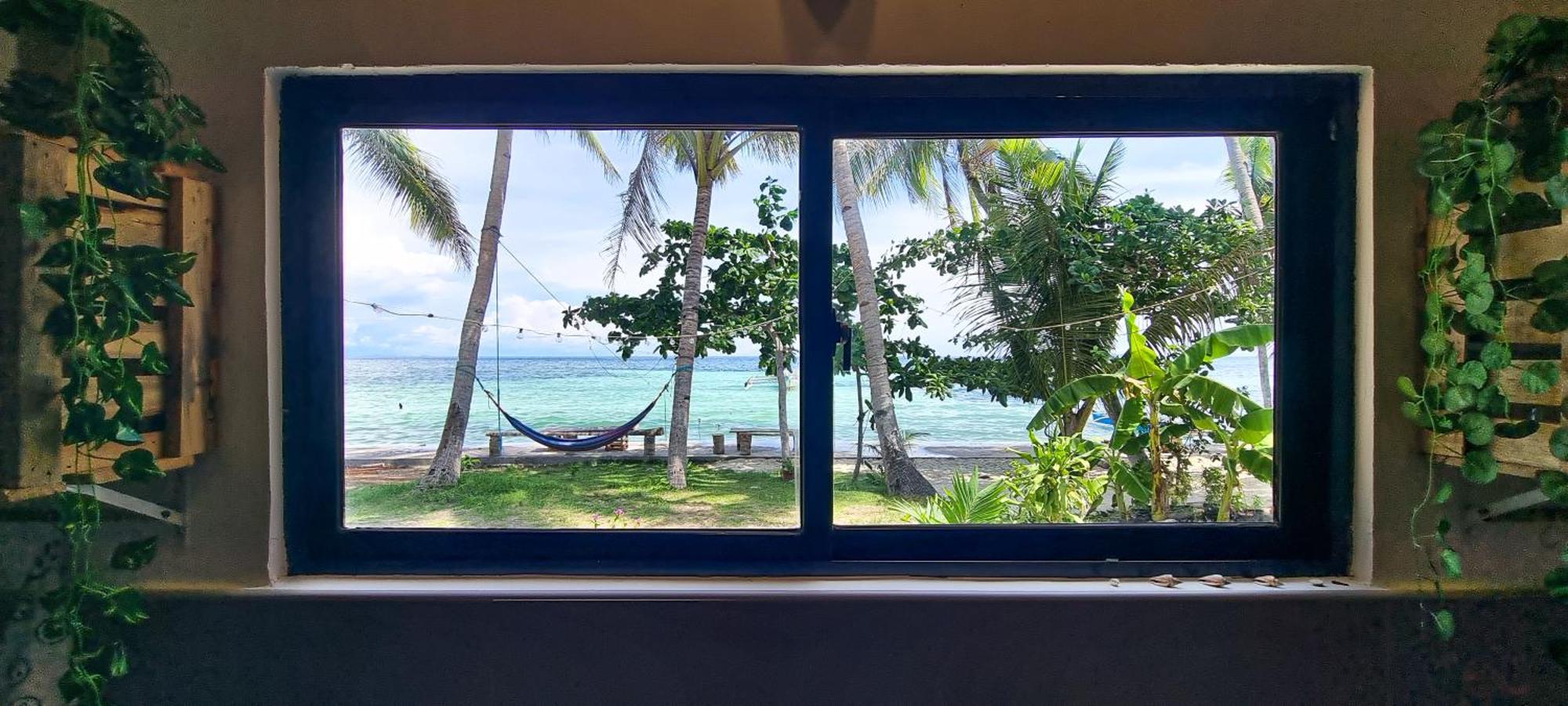 Blue House Backpackers Siquijor Hostel San Juan  Exterior photo